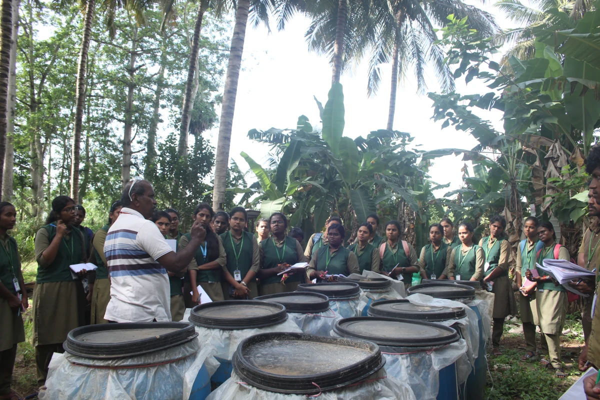 Organic farming training session